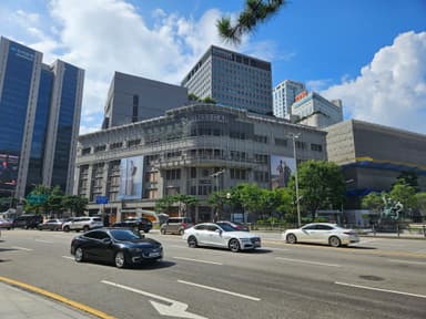 新世界百貨店