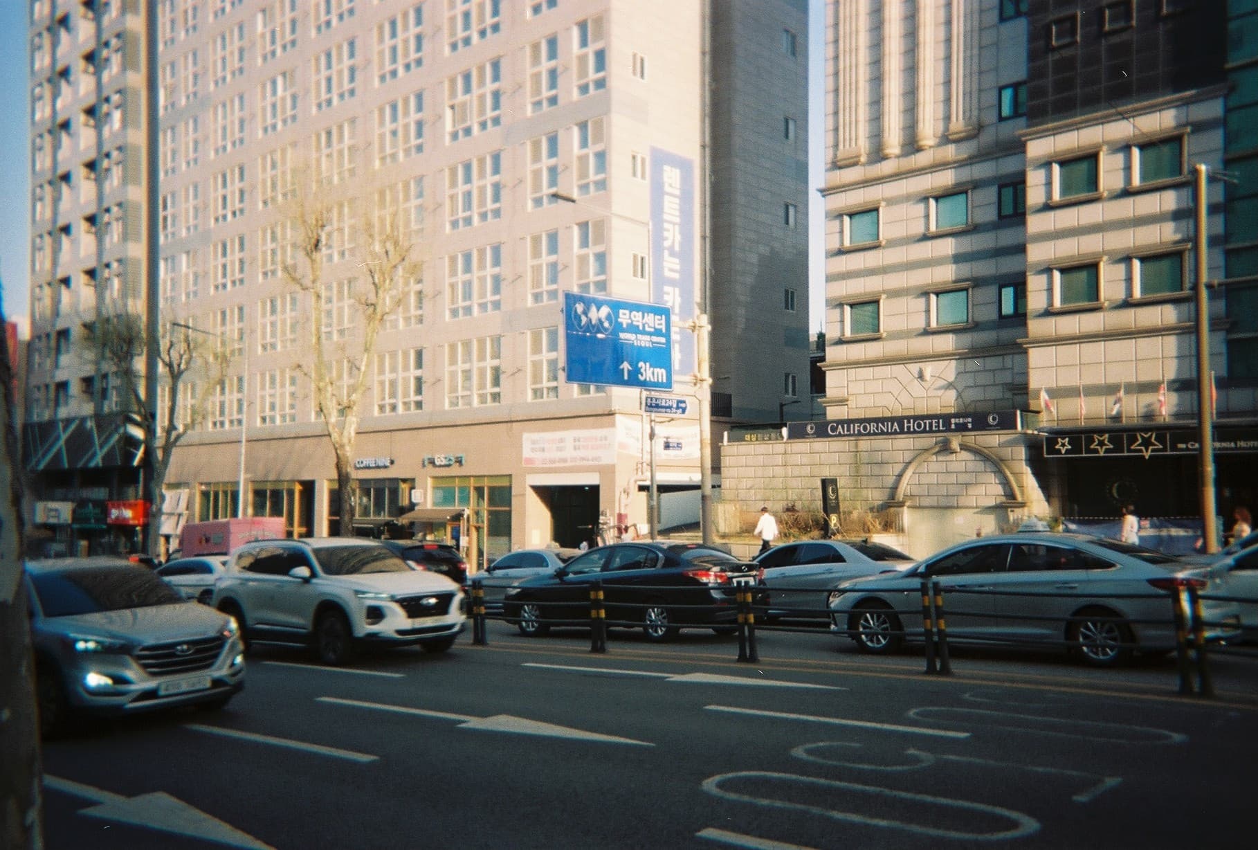 0_film_02.jpg