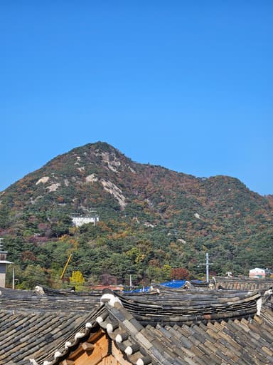北岳山(북악산)
