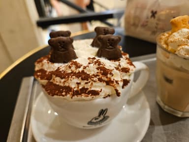 カフェで休憩