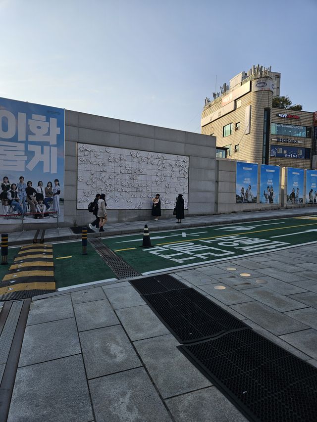 なんか写真撮影してた